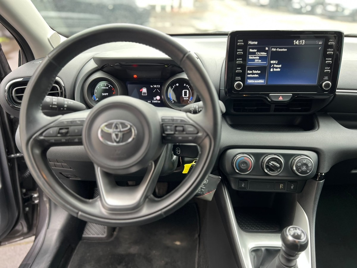 Toyota Yaris 1.5 VVT-i Comfort - R.Kamera - PDC - Alu - T.omat