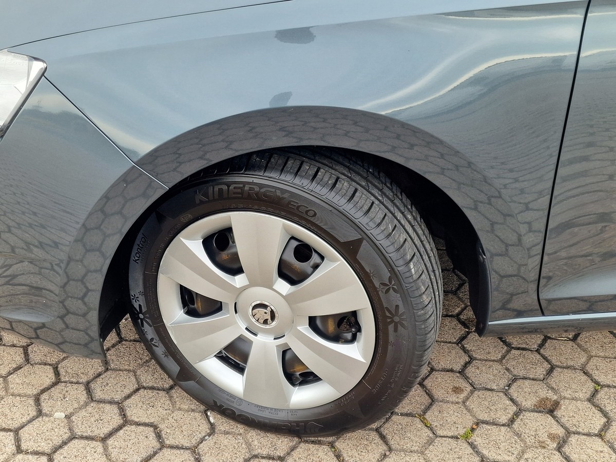 Skoda Rapid TDI Spaceback*99 € montl. mögli*Tempomat*PDC*Klimaaut.