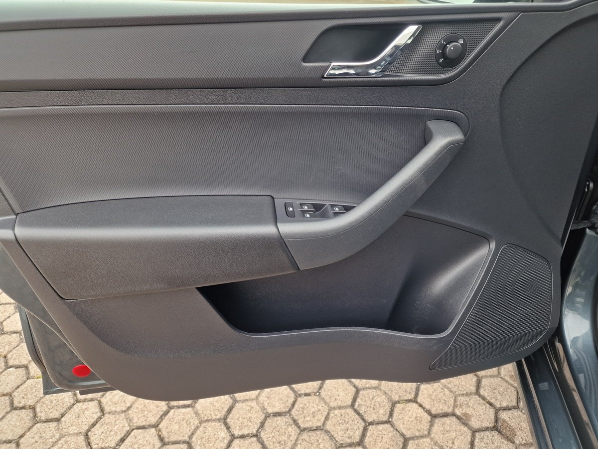 Skoda Rapid TDI Spaceback*99 € montl. mögli*Tempomat*PDC*Klimaaut.