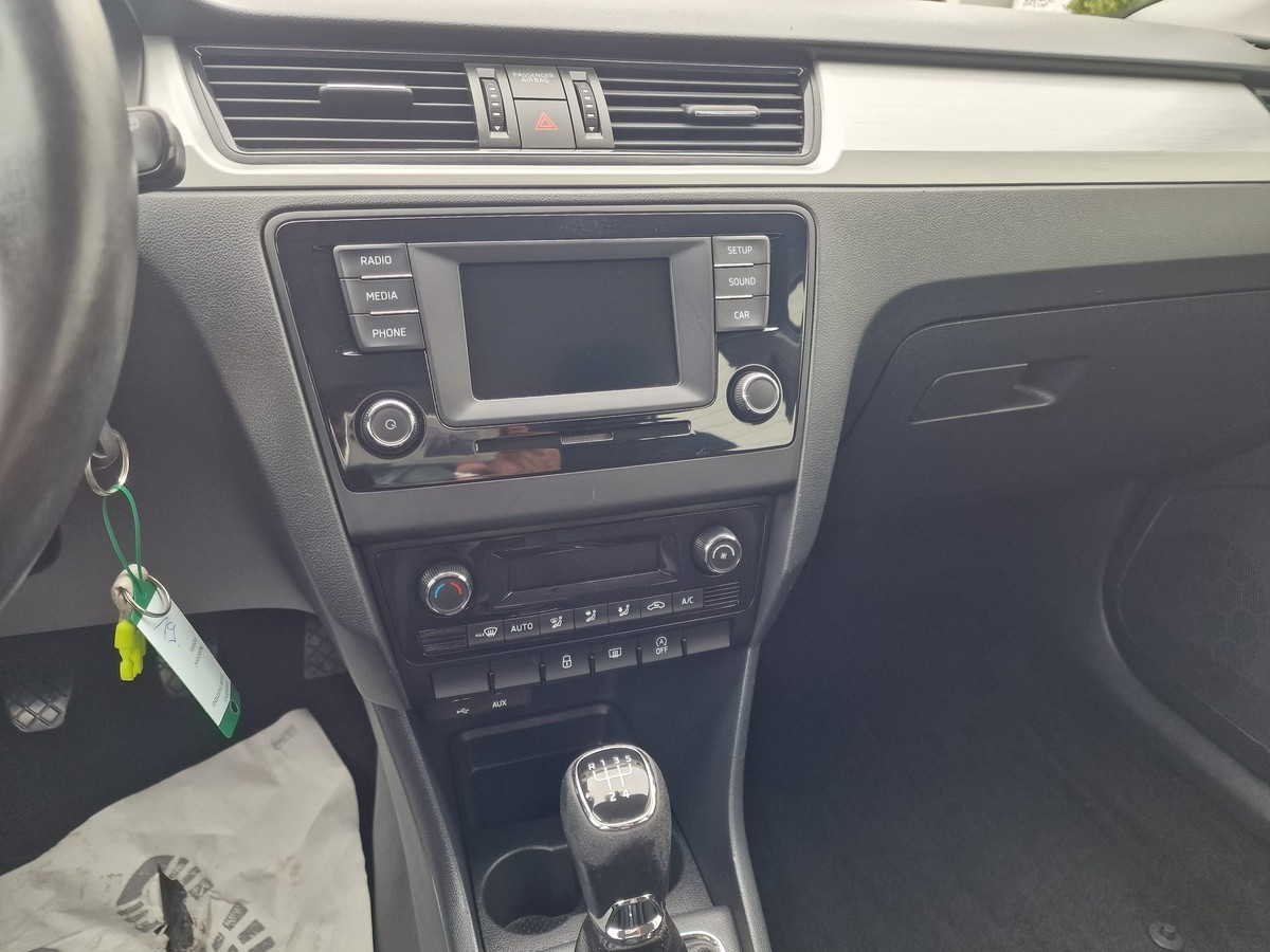 Skoda Rapid TDI Spaceback*99 € montl. mögli*Tempomat*PDC*Klimaaut.