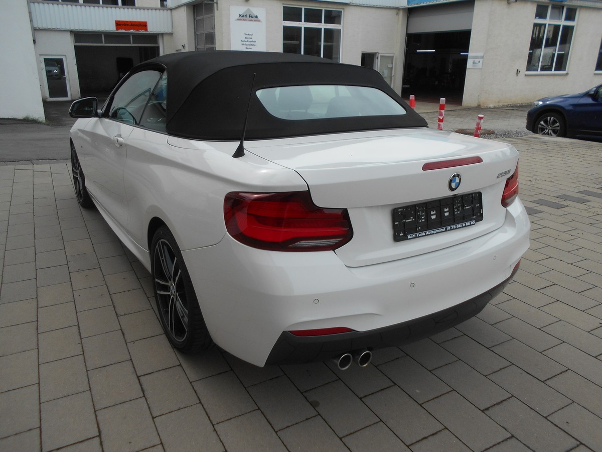 BMW 220 i Cabrio MSport