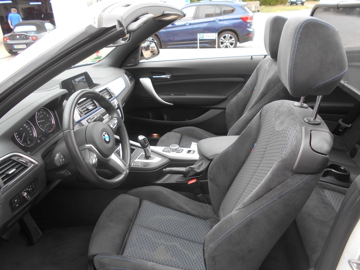 BMW 220 i Cabrio MSport