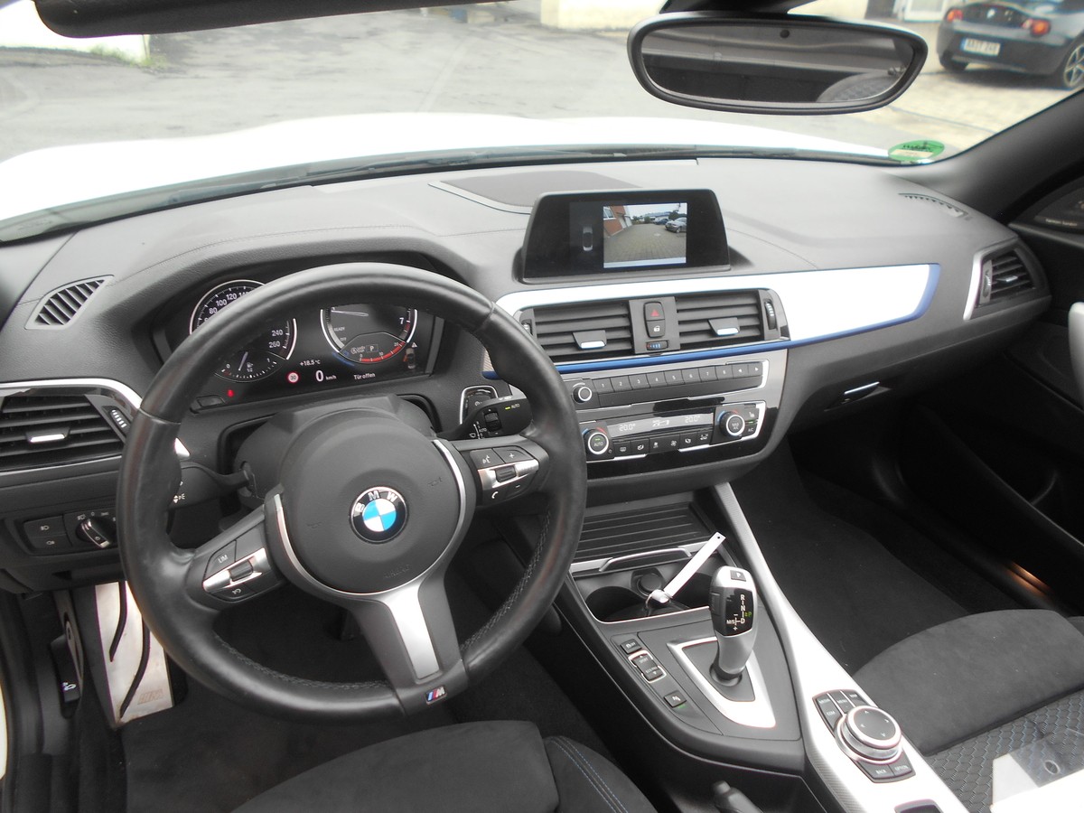 BMW 220 i Cabrio MSport