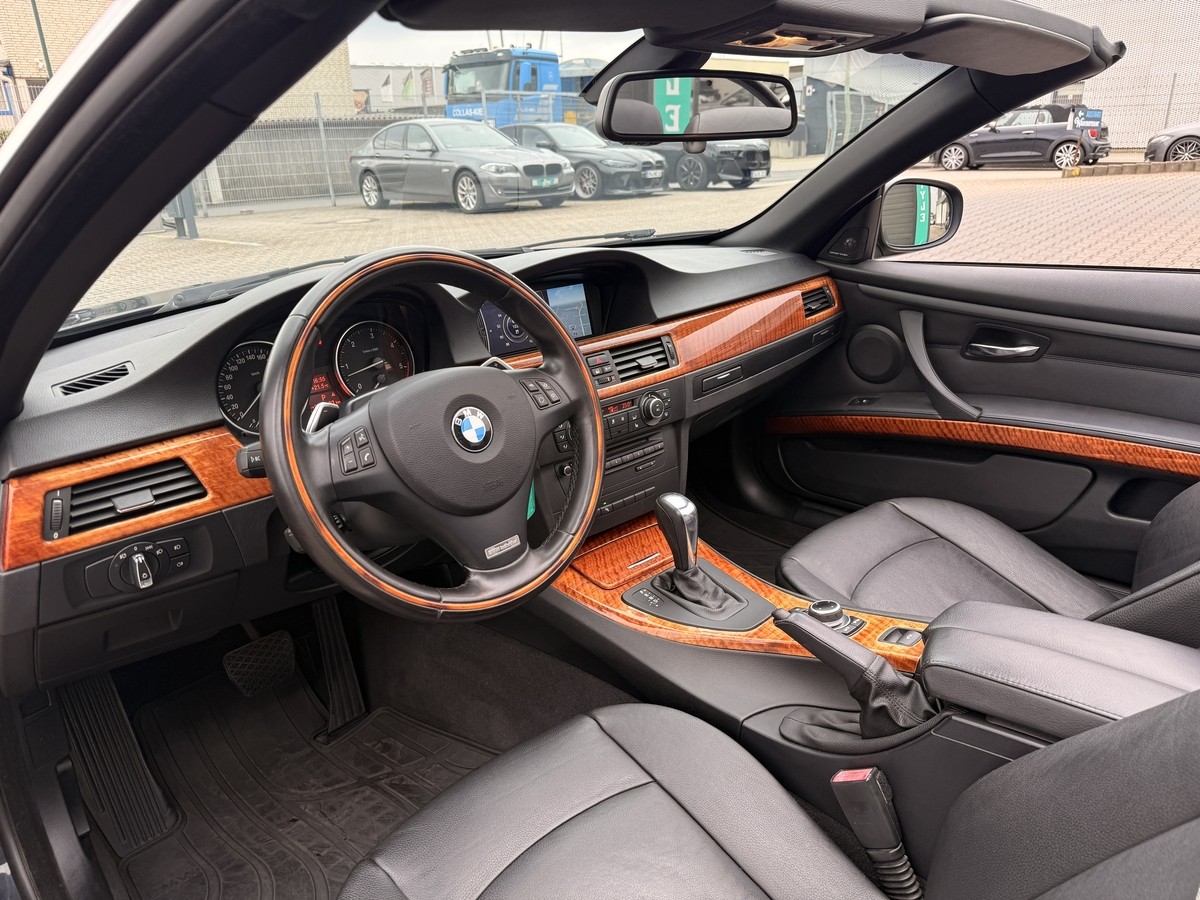 BMW 330d Cabrio Individual Harman Kardon ACC AHK