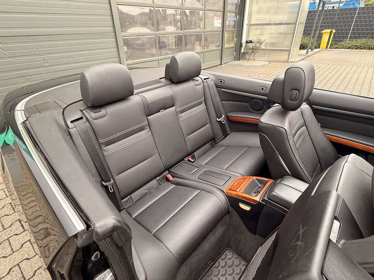 BMW 330d Cabrio Individual Harman Kardon ACC AHK