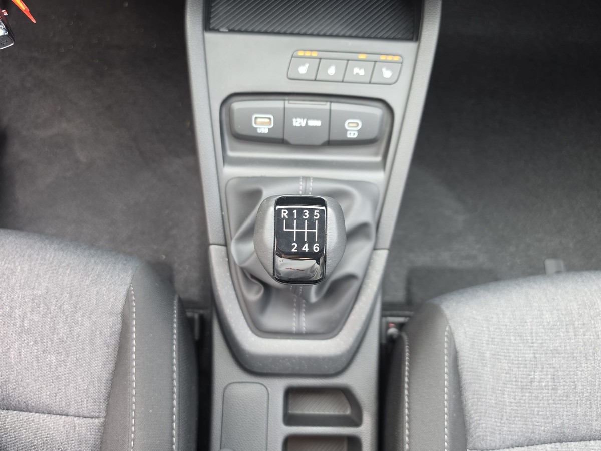 Kia Stonic 1.0 T-GDI SPIN - Navi - PDC - R.Kam - Sitzhzg 