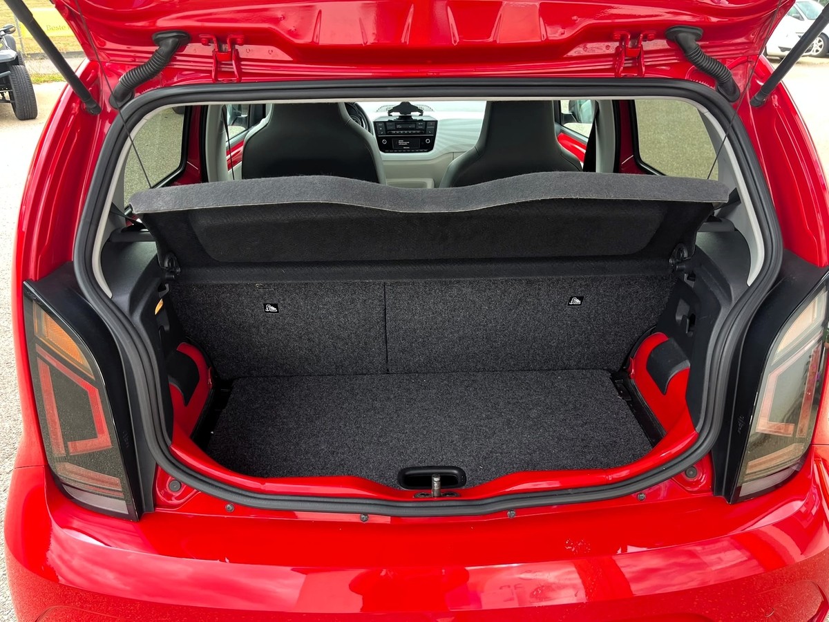 Volkswagen up! 1.0 BMT beats *Einparkhilfe hinten*Bluetooth*Sitzheizung