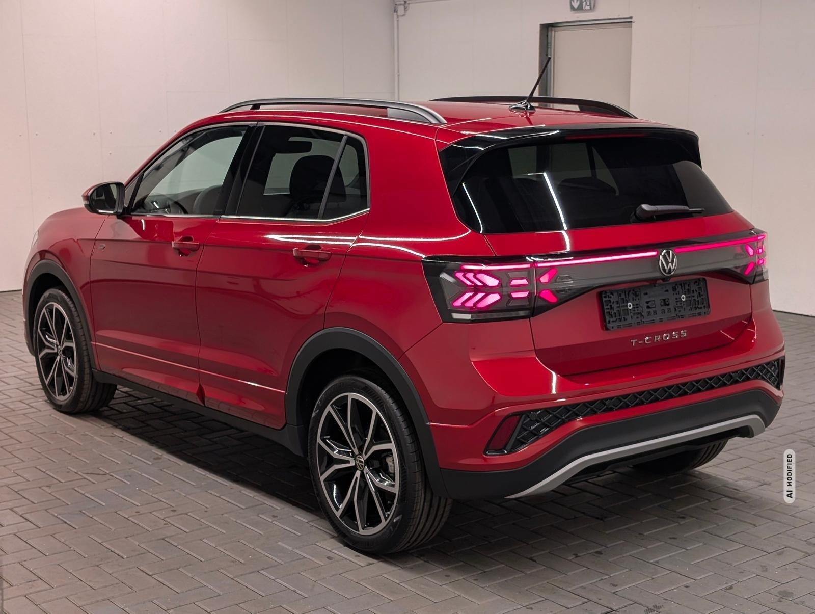 Volkswagen T-Cross R-Line IQ-Light/Kam/SHZ/ACC/App-C./18-LM