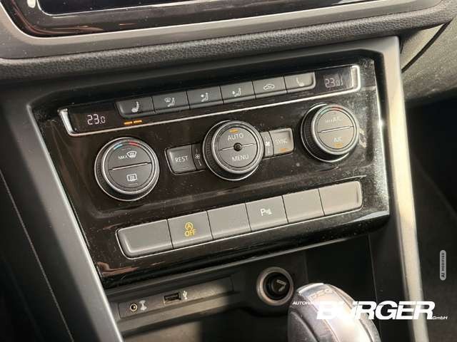 Volkswagen Touran Comfortline Navi 7-Sitzer ACC Kamera Sitzheizung