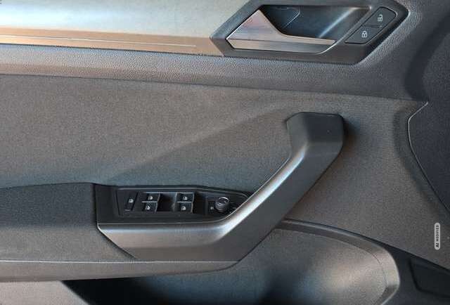 Volkswagen T-Roc Style 2.0 TDI DSG Style *AHK *NAVI *RFK