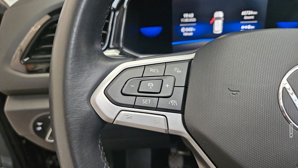 Volkswagen T-Roc Cabriolet Style LED ACC Navi Kamera SHZ