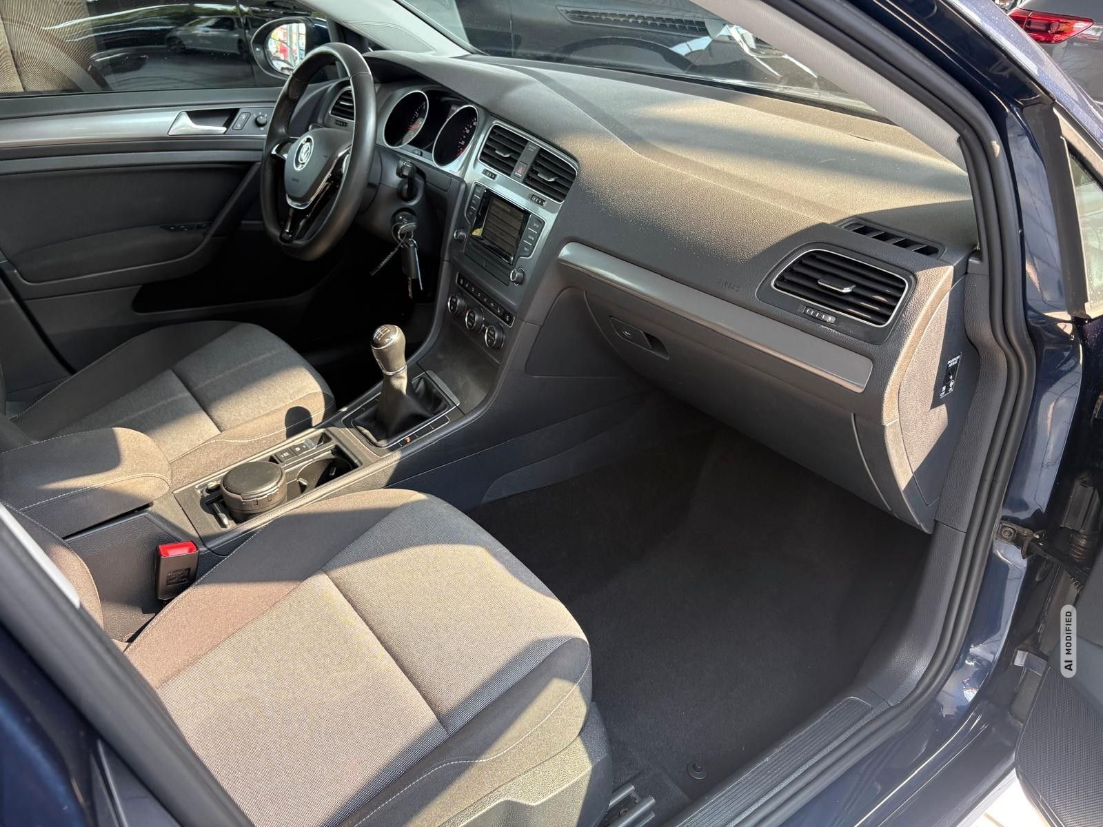Volkswagen Golf VII Lim. Trendline BMT