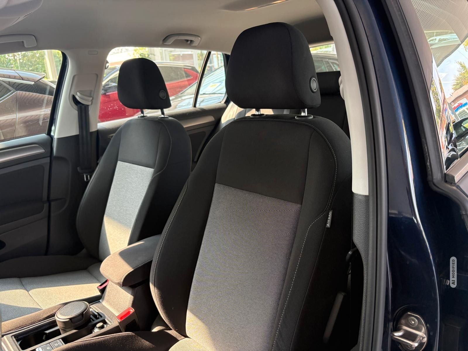 Volkswagen Golf VII Lim. Trendline BMT