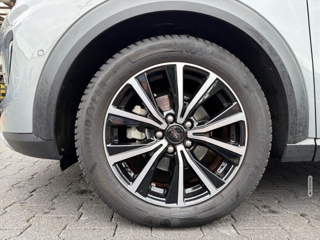 Ford Puma Titanium X 1.0 EcoBoost +PDC+SZH+M&S+NAVI+B&O+
