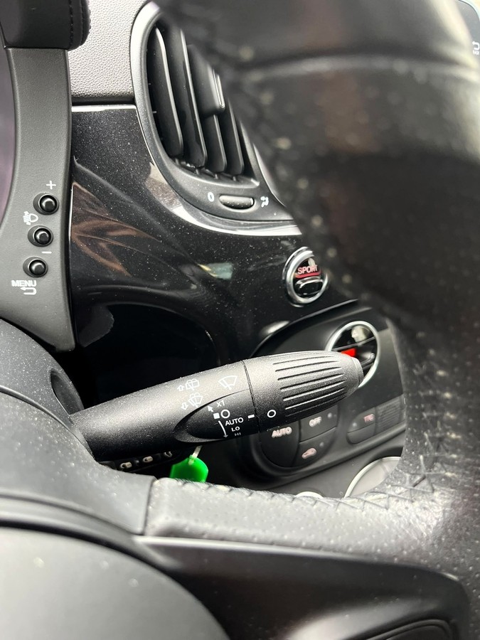 Abarth 500 1.4 T-Jet 16V Scorpioneoro (EURO 6d-TEMP) 