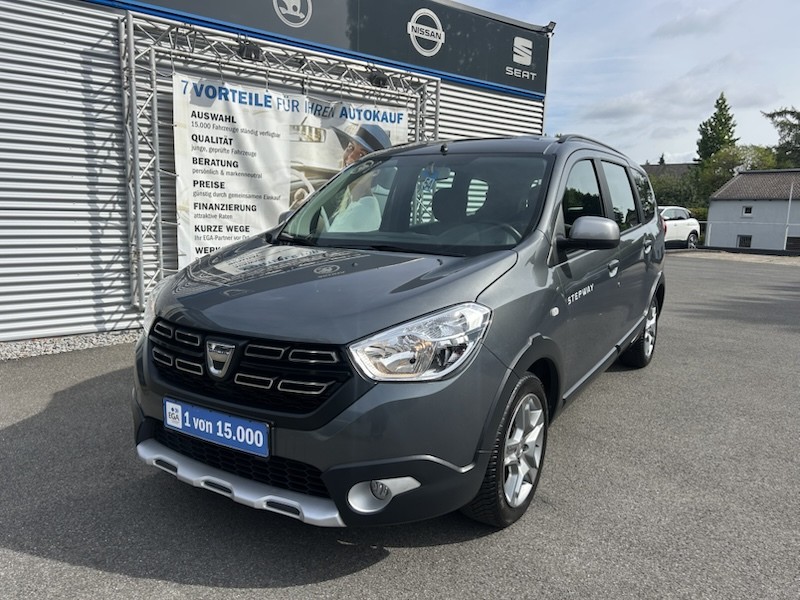 Dacia Lodgy SCe 100 S&S  STEPWAY KLIMA*NAVI*RÜCKFAHRKAM.* 7 SITZER