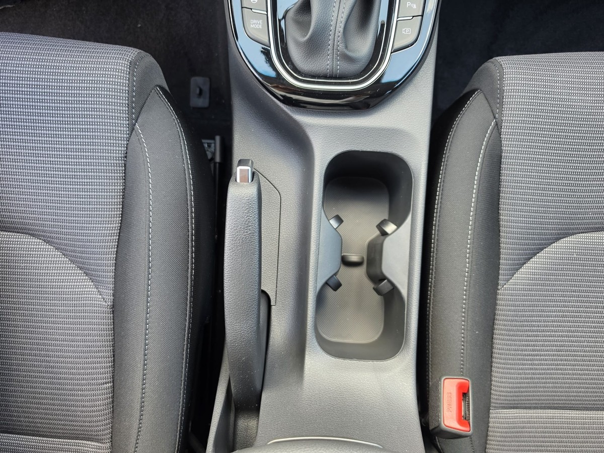 Hyundai i30 1.6 T-GDI GO - Navi - Sitzhzg - PDC v+h - R.Kam