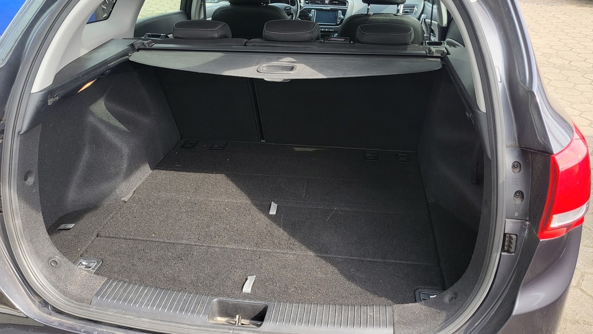 Kia cee'd Sportswagon cee'd 1.6 GDI Dream Team Sportswagon (Euro