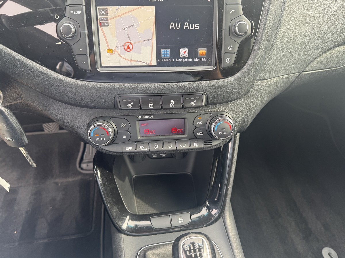 Kia cee'd / Ceed 1.6 GDI Dream Team (Euro 6) 