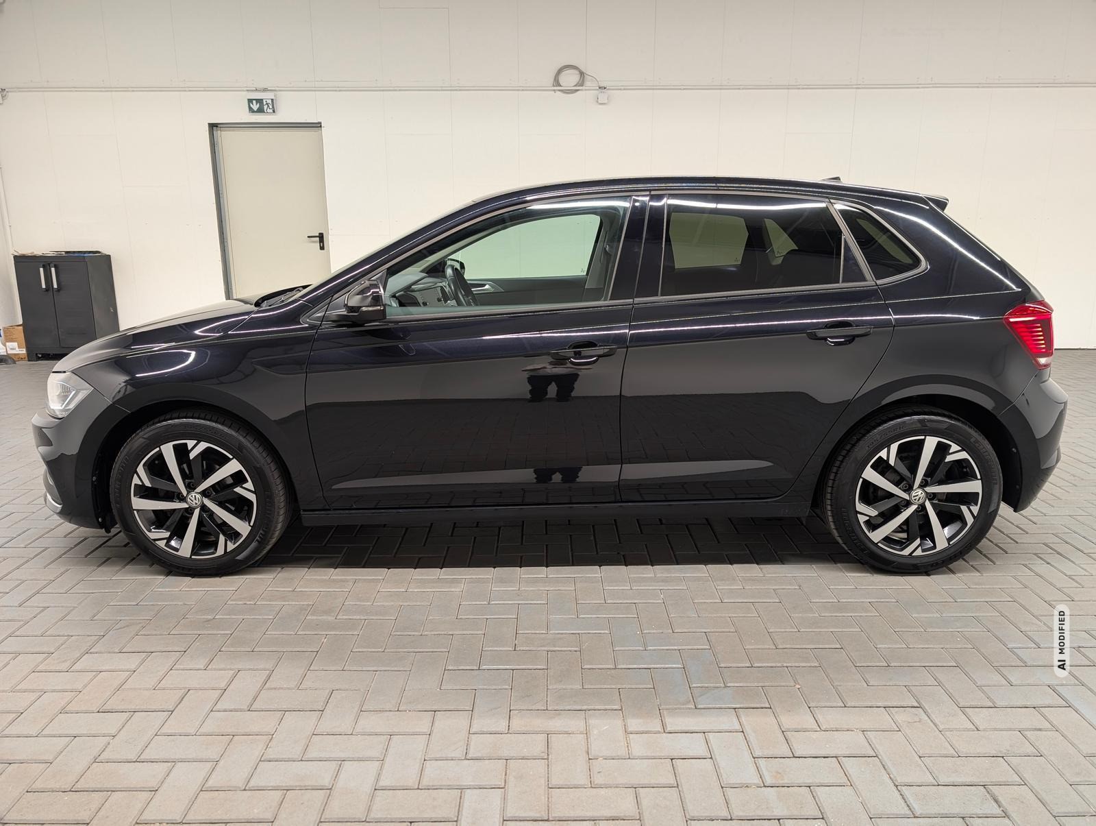 Volkswagen Polo Highline LED/Navi/SHZ/CarPlay/Tempom./16-LM