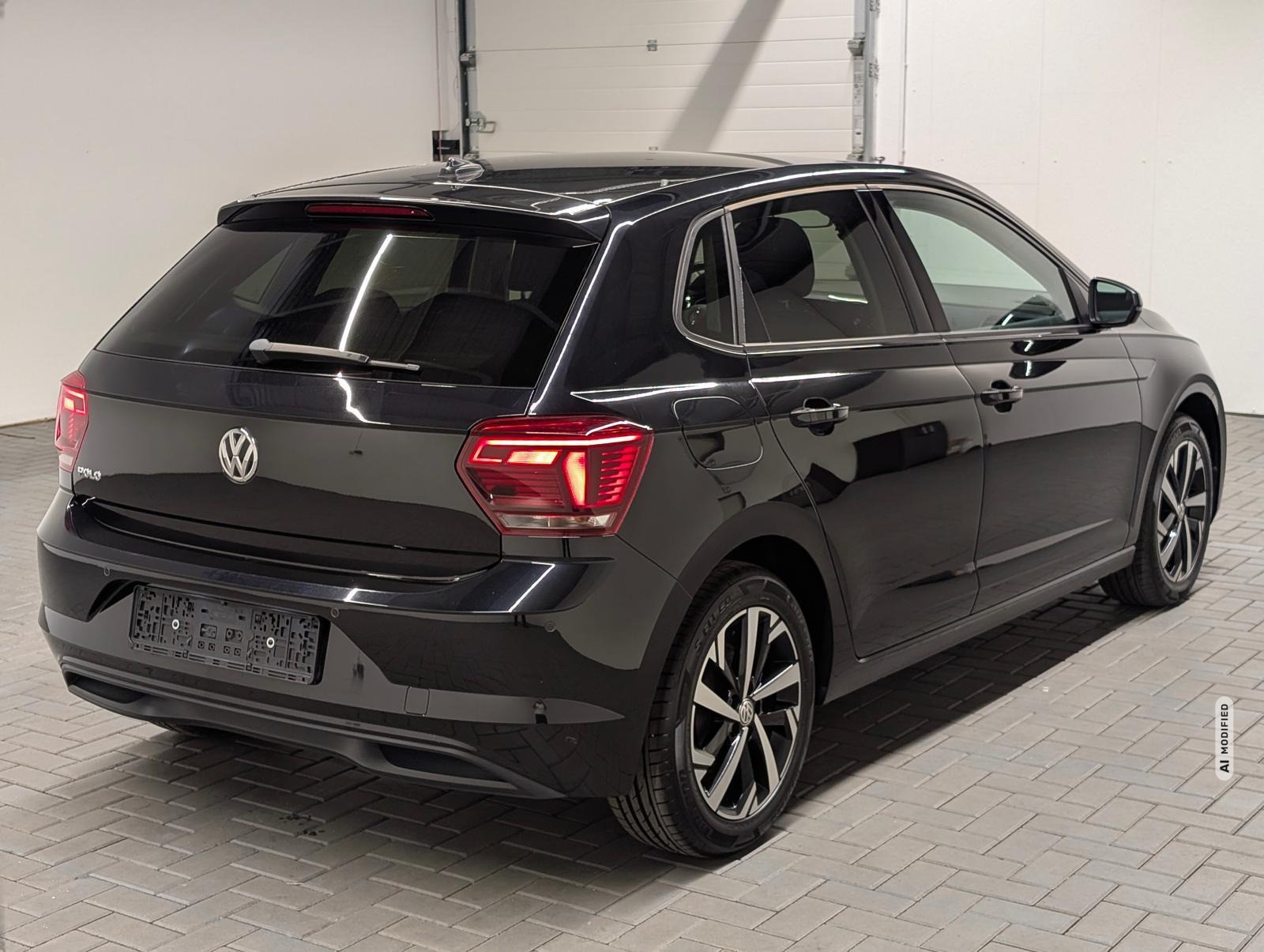 Volkswagen Polo Highline LED/Navi/SHZ/CarPlay/Tempom./16-LM