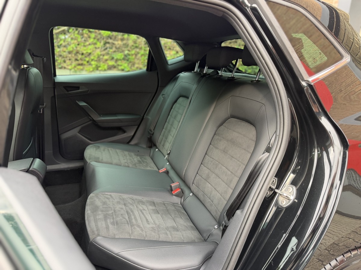Seat Ibiza 1.6 TDI Xcellence/Rückfahrkamera/Navi/ACC/LED/Beats/Di