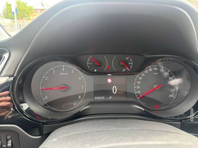 Opel Corsa Edition*AUTOMATIK*NAVI*CARPLAY*LED*TEMPOMAT*ALL...