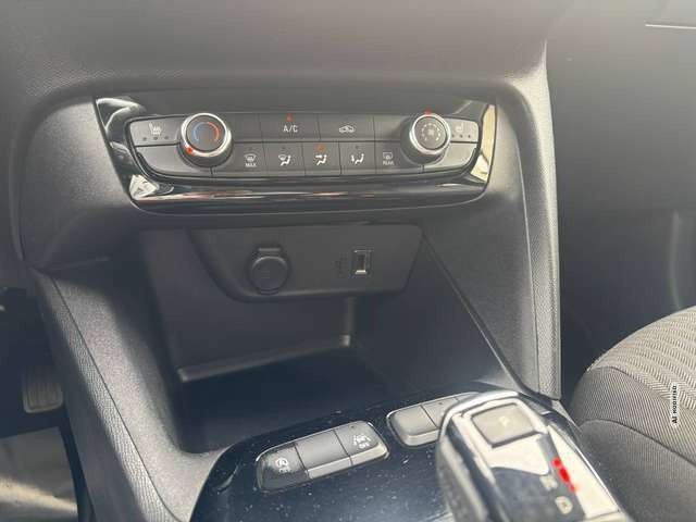 Opel Corsa Edition*AUTOMATIK*NAVI*CARPLAY*LED*TEMPOMAT*ALL...