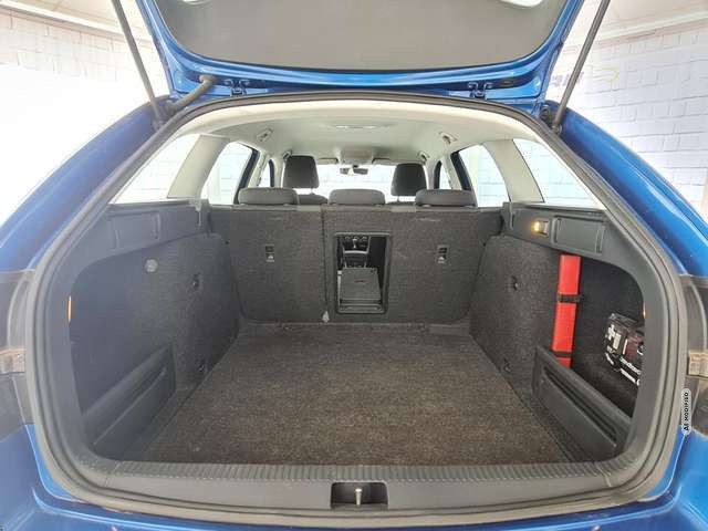 Skoda Octavia Style, LED, Navi, SmartLink, NBL, Kurvenlicht, AHK