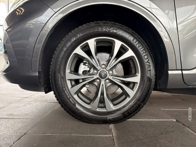Ford Kuga 2.5l Plug-In Hybrid ST-Line +M&S+PDC+SZH+NAVI+KEYFREE+