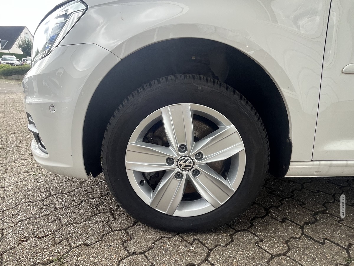 Volkswagen Caddy MAXI 4MOTION 2.0 TDI BMT Kasten KLIMA NAVI PDC SHZ 