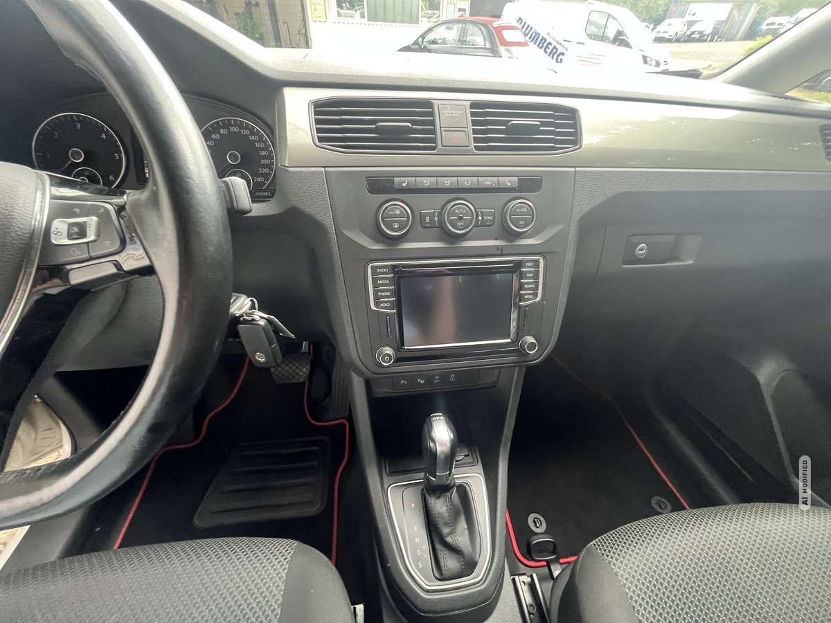 Volkswagen Caddy MAXI 4MOTION 2.0 TDI BMT Kasten KLIMA NAVI PDC SHZ 