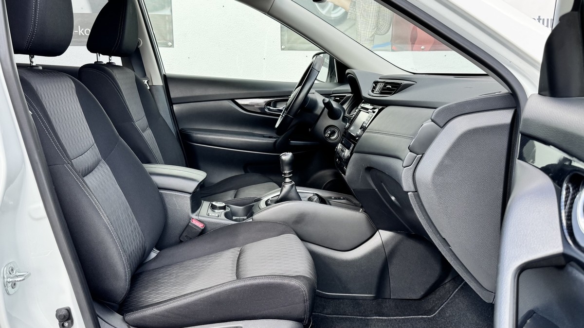 Nissan X-Trail 2.0 dCi 4x4 NAVI FACELIFT AHK I. HAND