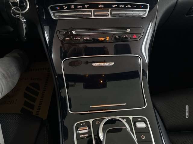 Mercedes-Benz C 250 Cabrio Night Edition AMG-Line LEDER 360°