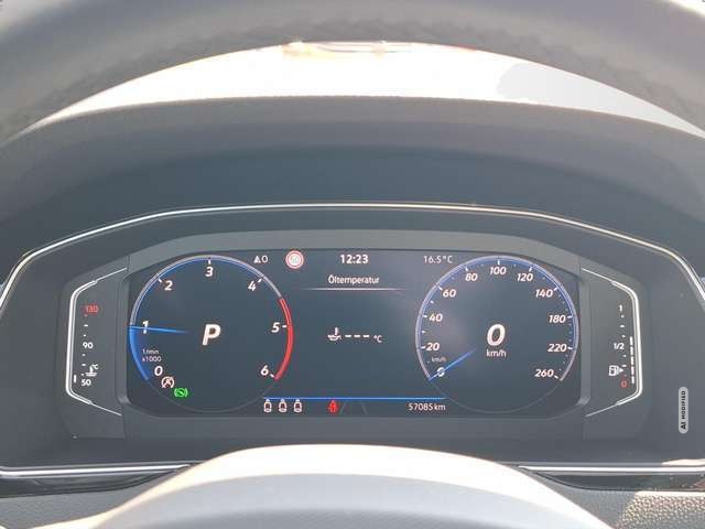 Volkswagen Passat Variant 2.0 TDI Business DSG / NAVI / KAMERA / SITZHEIZUNG