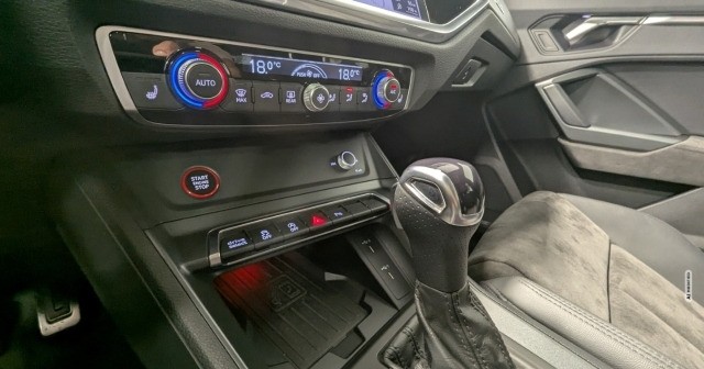 Audi RS Q3 Sportback 2.5 TFSI quattro RS-AGA 280 Pano