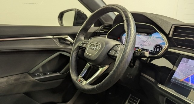Audi RS Q3 Sportback 2.5 TFSI quattro RS-AGA 280 Pano