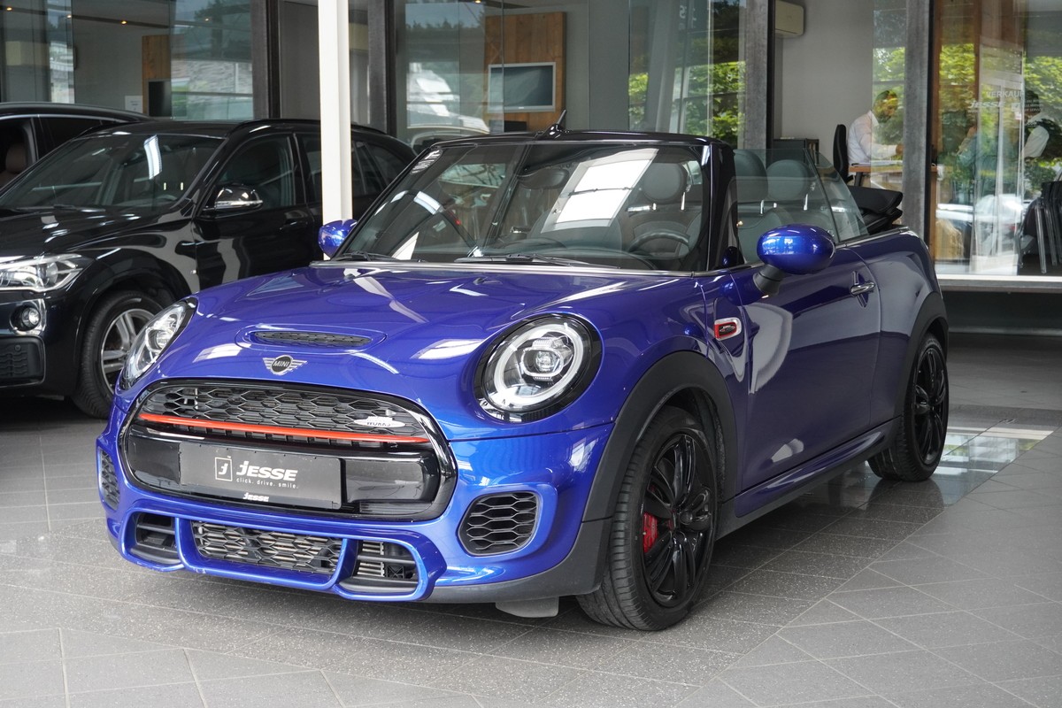 MINI John Cooper Works Cabrio LED Navi R.Cam H/K  