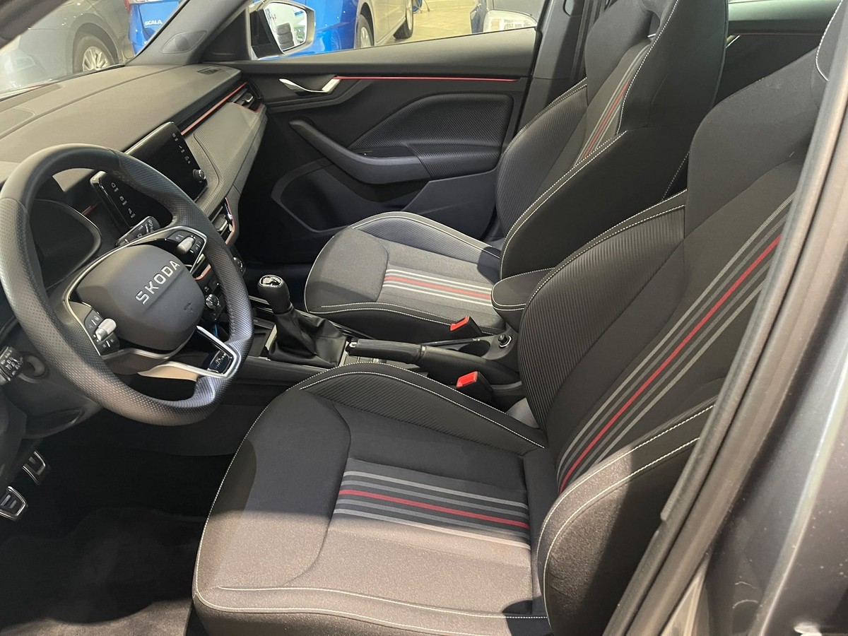 Skoda Kamiq Monte Carlo 1.5 TSI Pano AHK Matrix 5J 