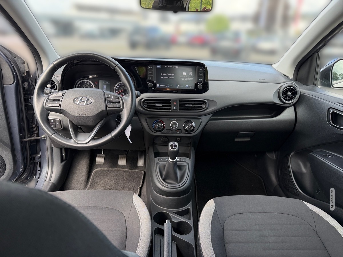 Hyundai i10 1.2 Trend *Car Play*