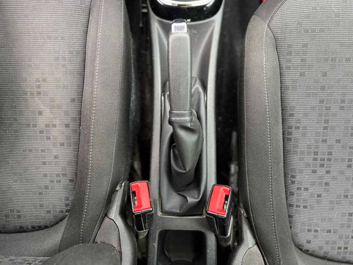 Opel Adam 1.4 Black Jack - Sitzhzg - PDC - Alu - Garantie