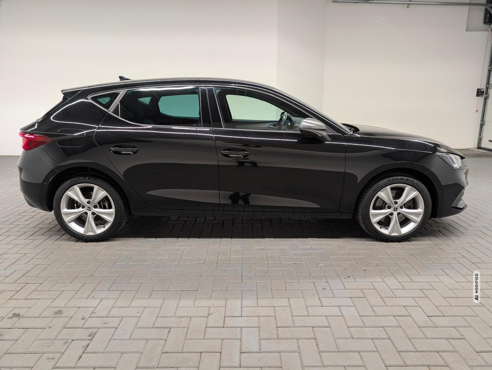 Seat Leon FR eHybrid LED/Navi/SHZ/LHZ/Kam/Keyl./17-LM