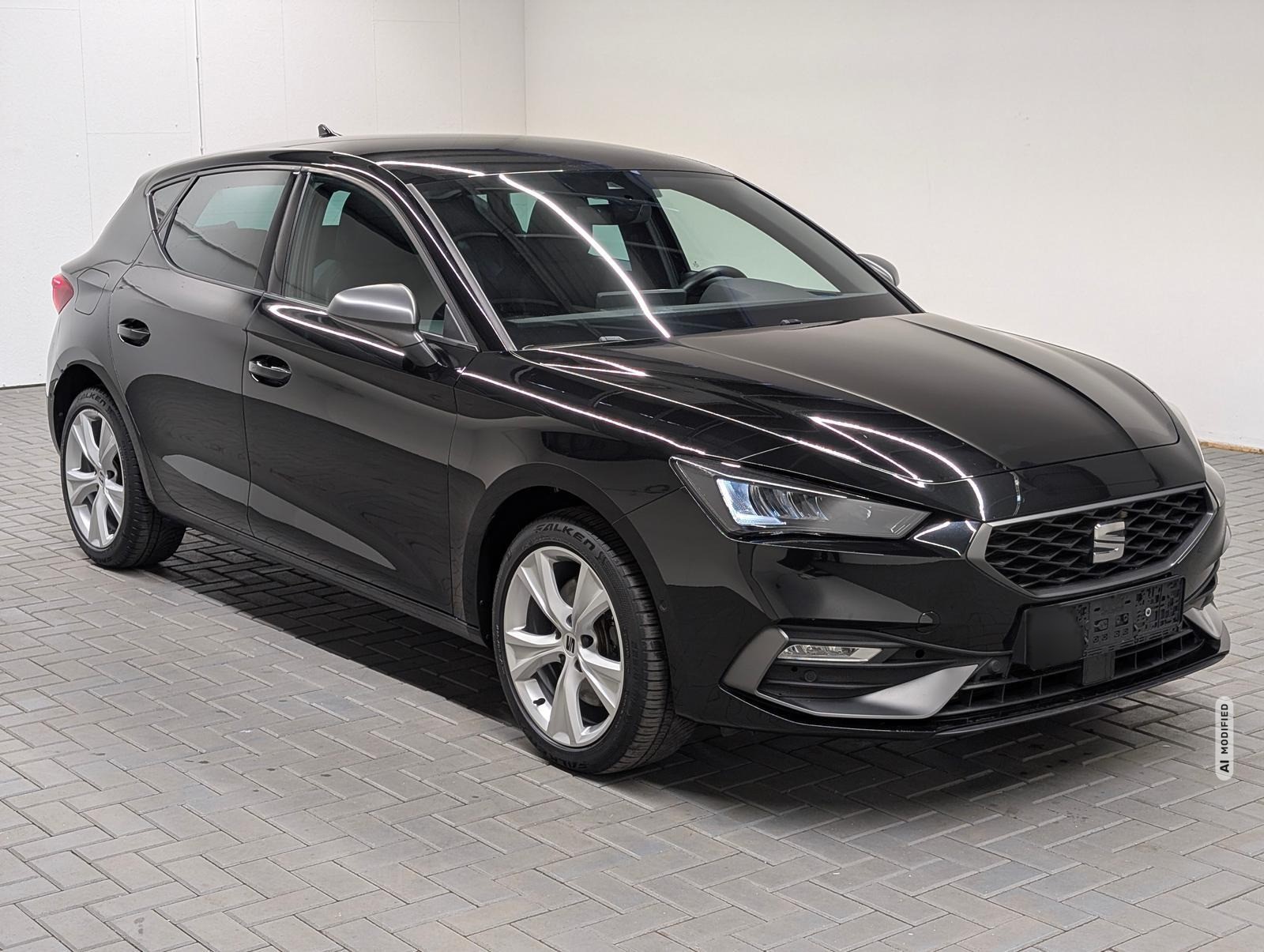 Seat Leon FR eHybrid LED/Navi/SHZ/LHZ/Kam/Keyl./17-LM