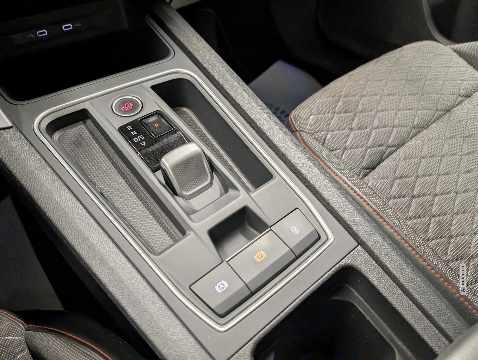 Seat Leon FR eHybrid LED/Navi/SHZ/LHZ/Kam/Keyl./17-LM