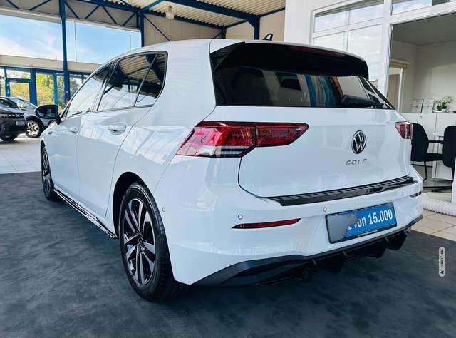 Volkswagen Golf 1.5 TSI United LED NAV PDC v+h Kam ACC Totw