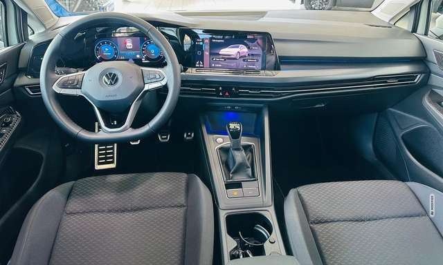Volkswagen Golf 1.5 TSI United LED NAV PDC v+h Kam ACC Totw