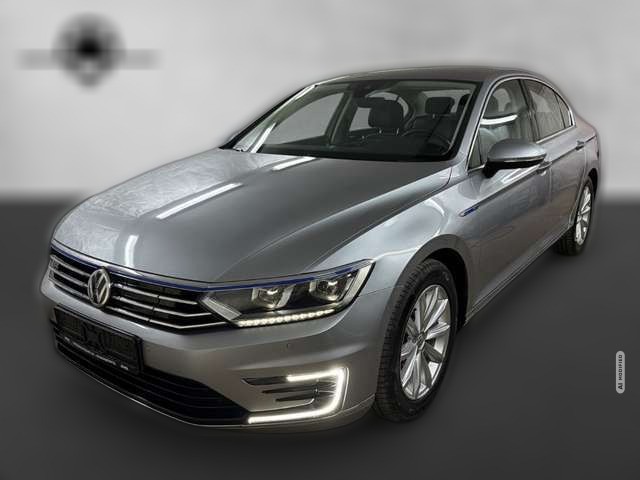 Volkswagen Passat 1.4 TSI GTE LEDER NAVI LED ACC STANDHEIZU