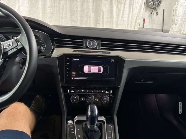 Volkswagen Passat 1.4 TSI GTE LEDER NAVI LED ACC STANDHEIZU
