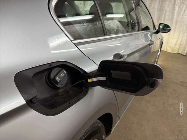 Volkswagen Passat 1.4 TSI GTE LEDER NAVI LED ACC STANDHEIZU