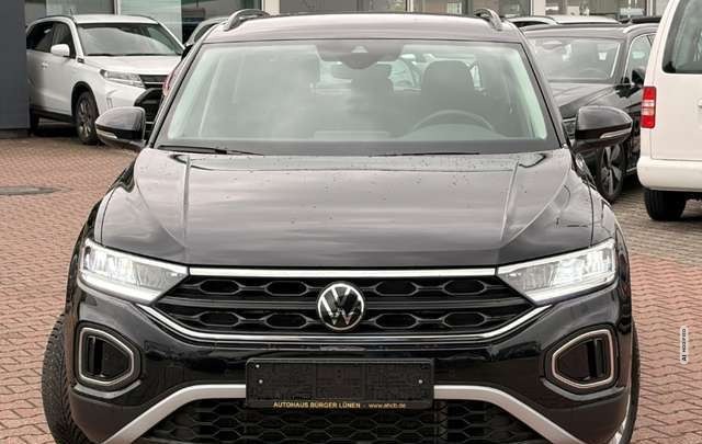 Volkswagen T-Roc Life 1.5 TSI Navi AHK Winterpaket PDC v+h CarPlay